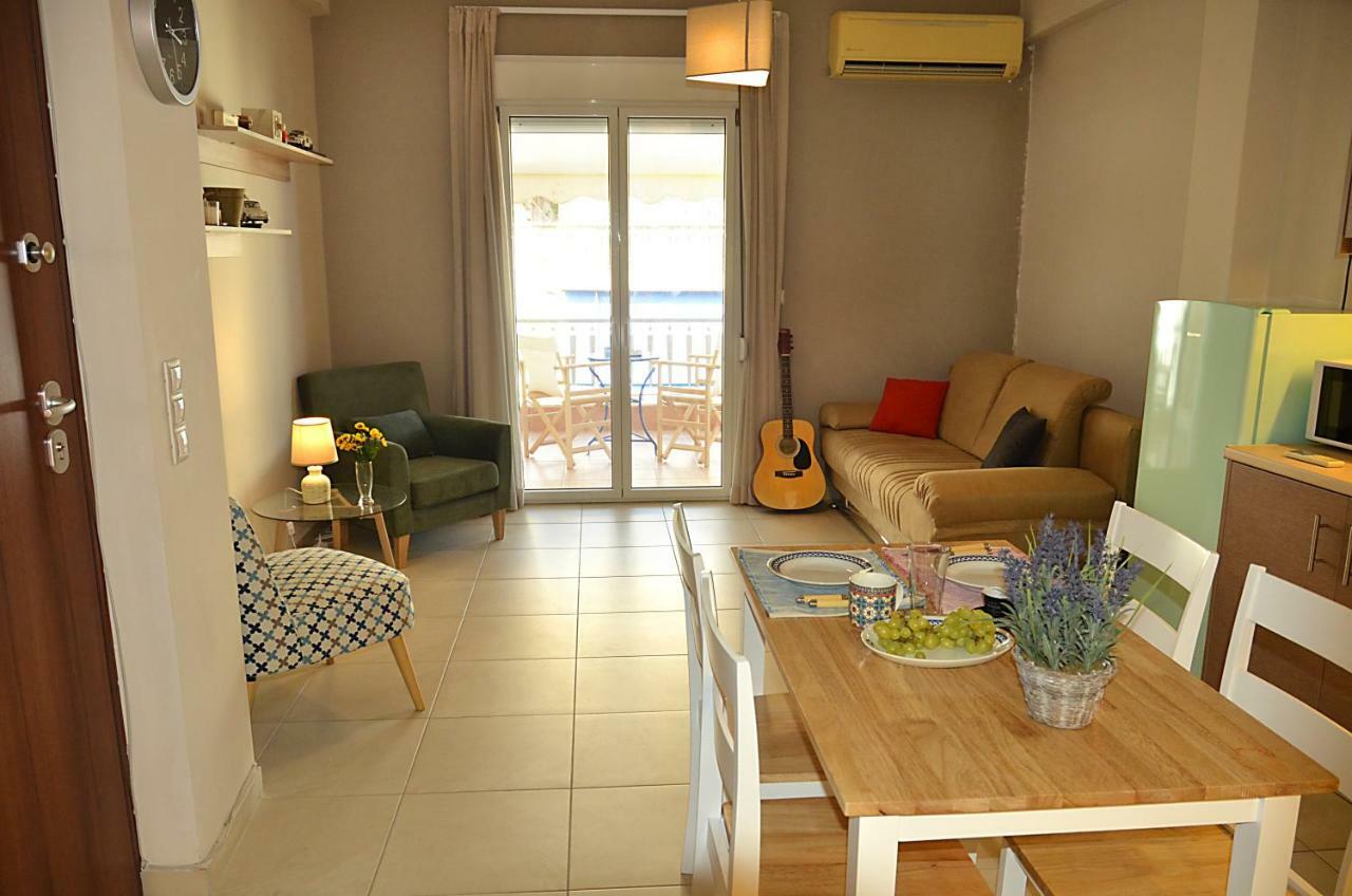 Just 9 Min From Acropolis Apartman Athén Kültér fotó