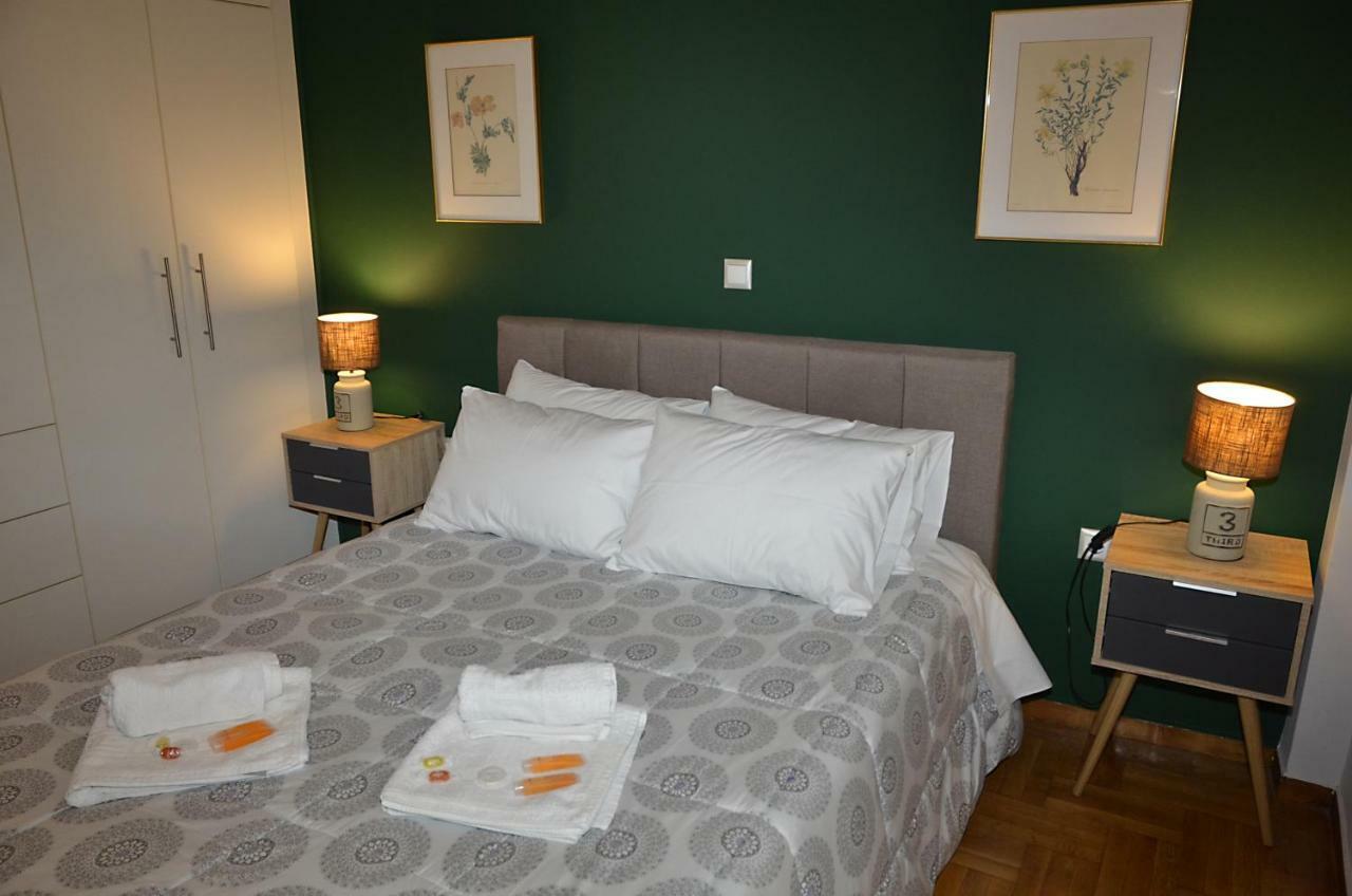Just 9 Min From Acropolis Apartman Athén Kültér fotó