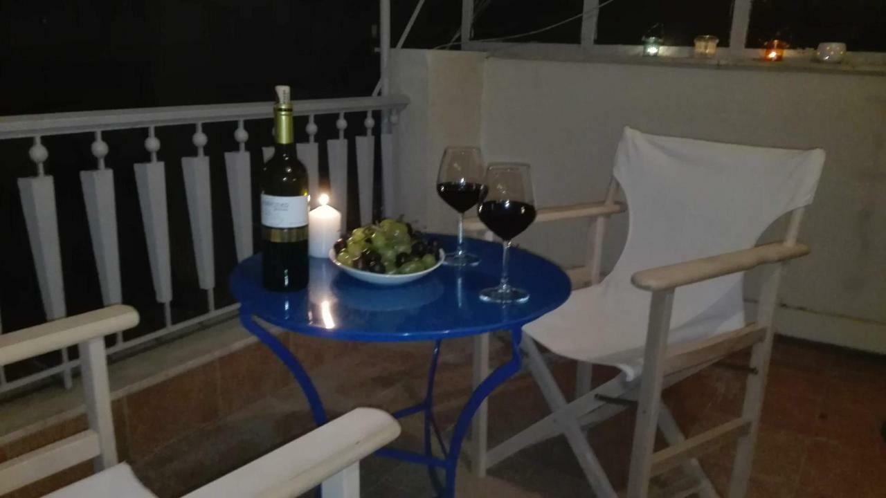 Just 9 Min From Acropolis Apartman Athén Kültér fotó